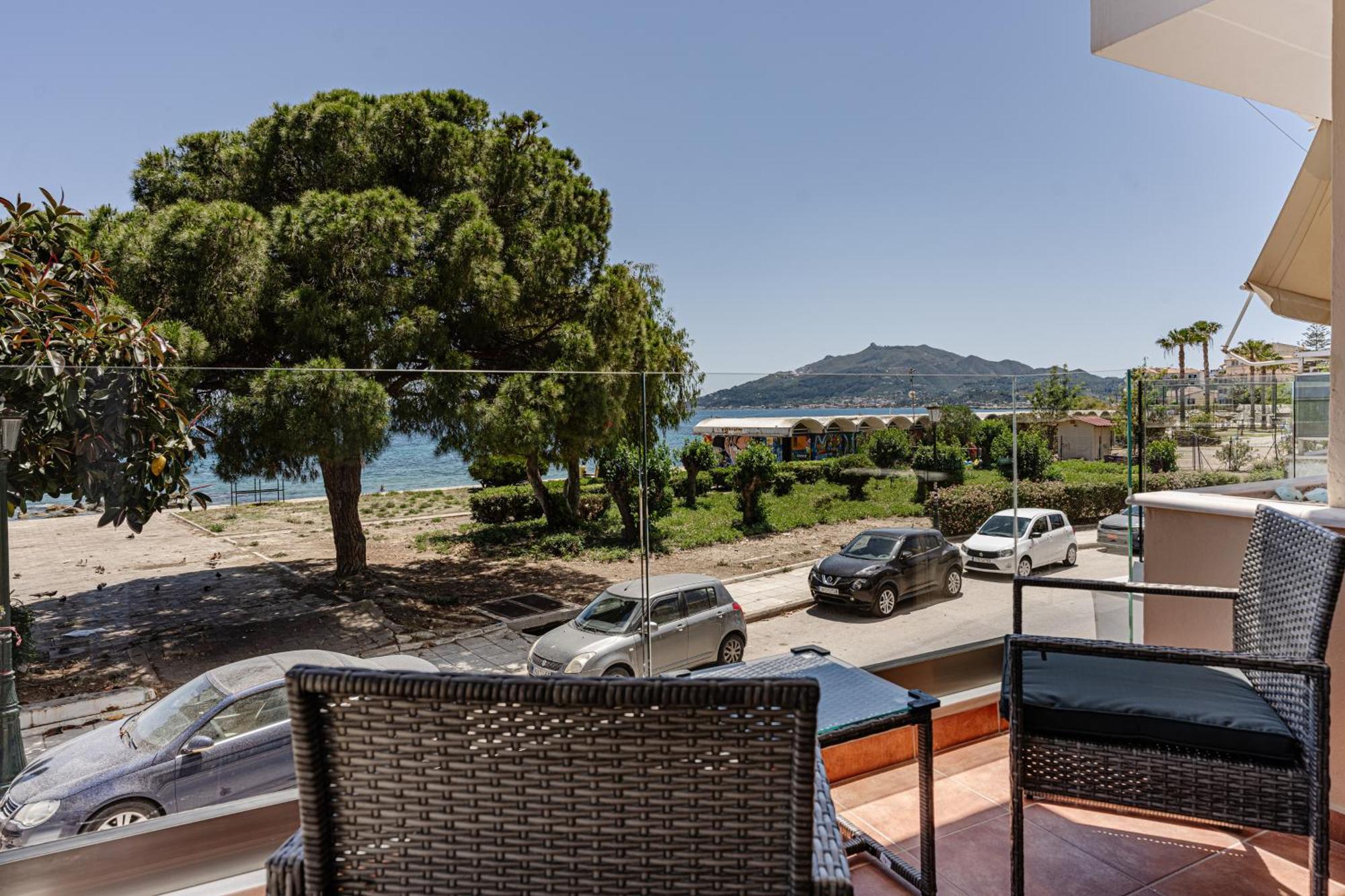 Seafront Spirit Apartments Zakynthos stad Rum bild